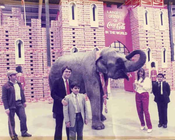 1984 – World’s Largest Coke Display At The Abbey Road Depot Inauguration