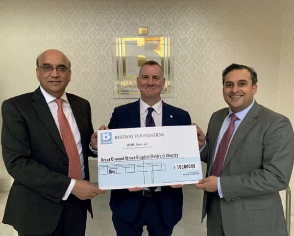 2018 – Presentation of Bestway Annual Ascot Charity Cheque to Great Ormond Street Hospital